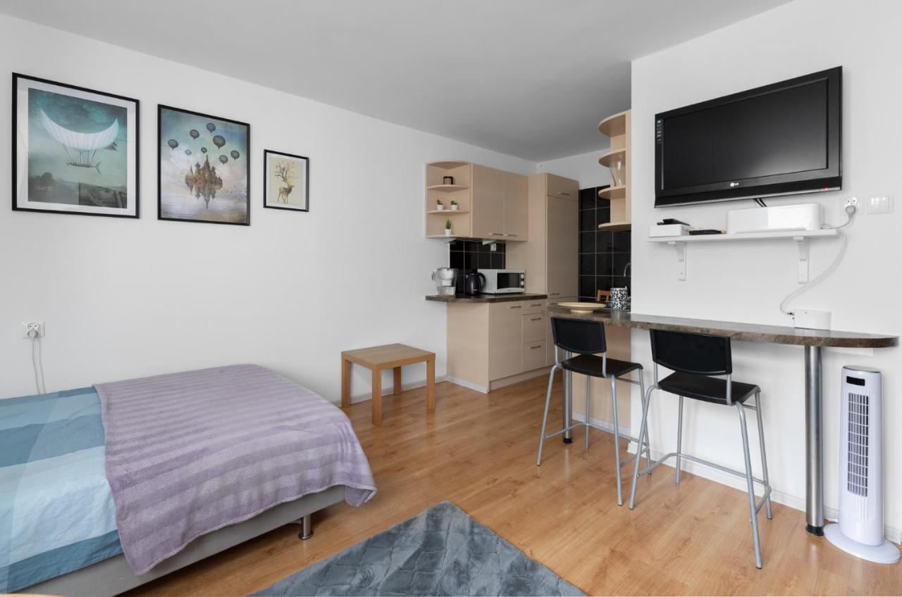 Warsaw Central Apartment Zlota Exterior photo